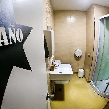 게스트하우스 W14 비고