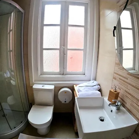 게스트하우스 W14 비고